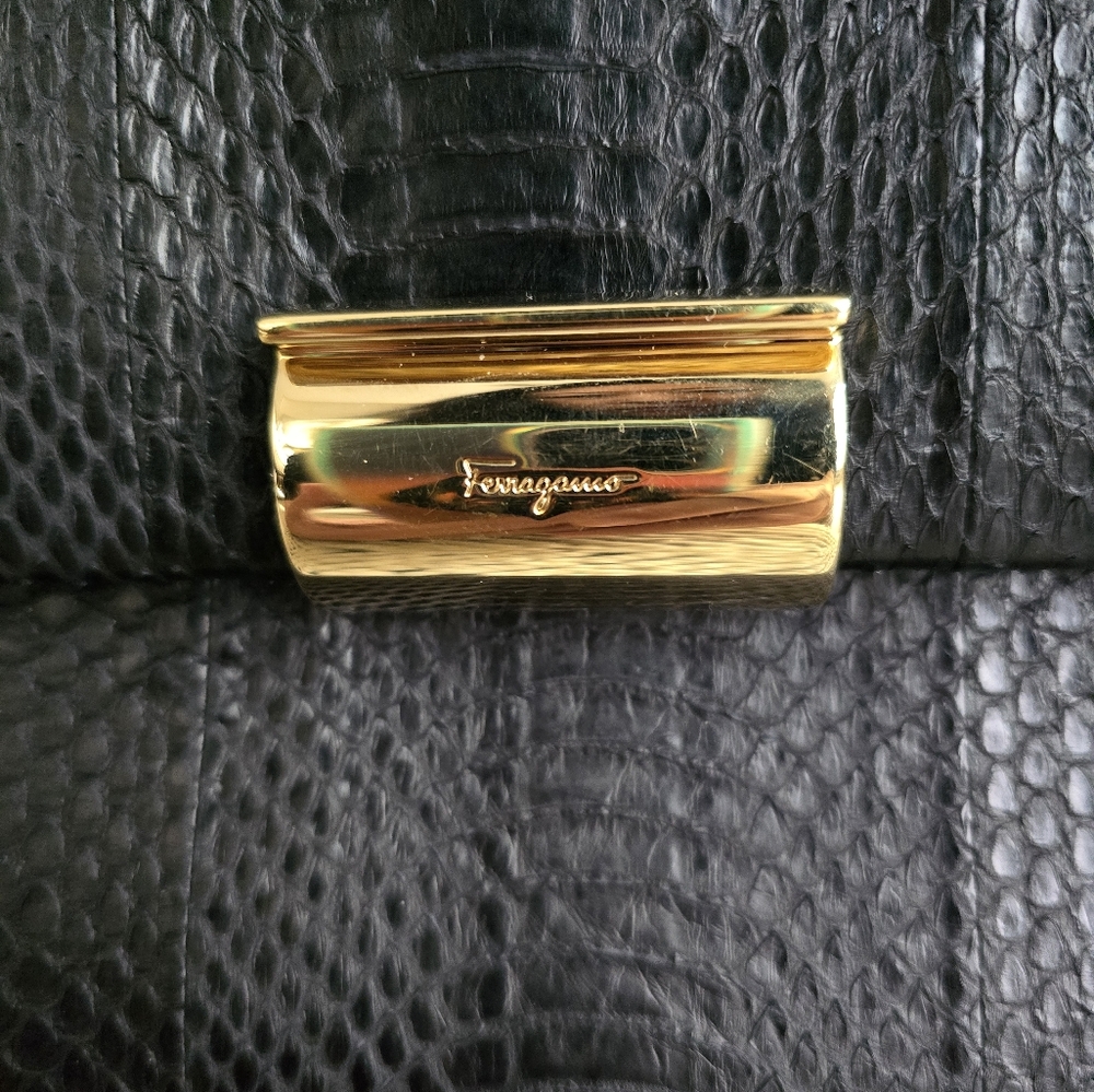 🌟 Salvatore Ferragamo Authentic Black Python Bag - Picture 13 of 16